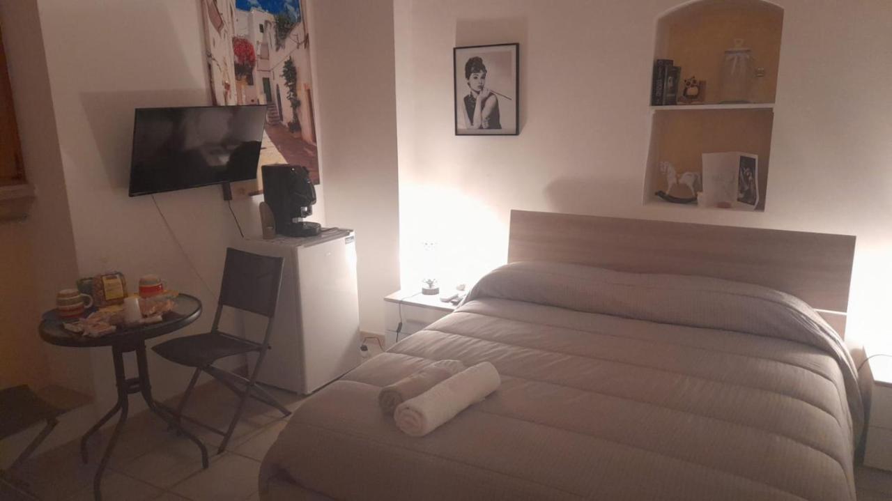 B&B Martini Home 11 Altamura Bagian luar foto